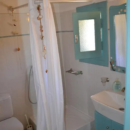 Ioanna - Vacation Houses For Rent Close To The Kionia