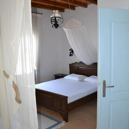 Ioanna - Vacation Houses For Rent Close To The Holiday home Kionia