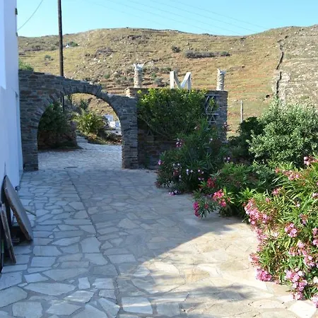 Ioanna - Vacation Houses For Rent Close To The *